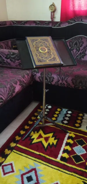 حامل القرآن الكريم مع مصحف  ب100 درهم