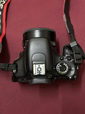 كاميرا كانون D600عرطه للبيع