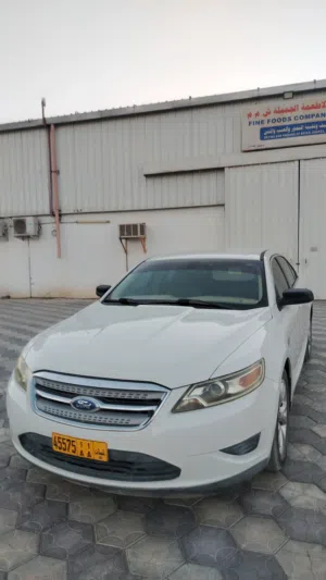 Used Ford Taurus in Al Batinah