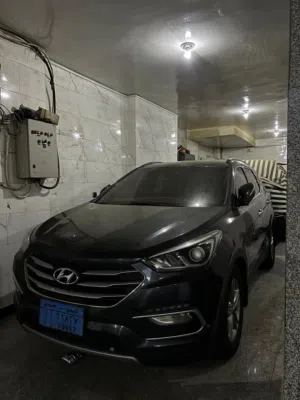للبيع هيونداي سانتافي 2018  فل كامل (بدون فتحة)  نظيفة جداً بحالة الوكالة