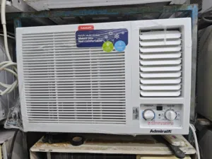 excellent condition window ac for sell call