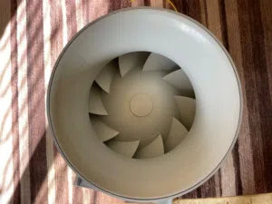 فرصة لقطة: شفاط هواء (Vents) أوكراني أصلي - بحالة الوكالة