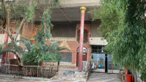 340 m2 More than 6 bedrooms Townhouse for Sale in Basra Karmat Ali