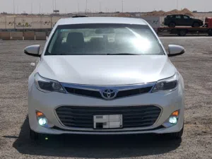 Used Toyota Avalon in Al Riyadh