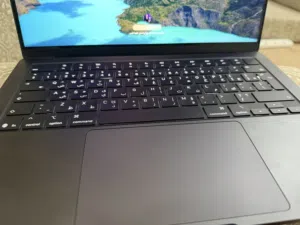 ماكبوك برو M5 للبيع