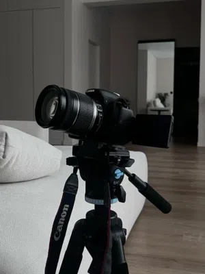 Canon 4000D كاميرا كانون