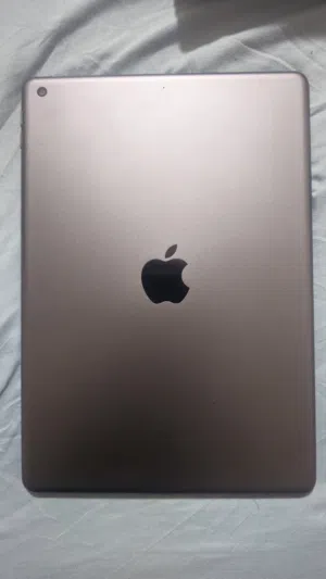ايباد ابل الجيل التاسع 64gb بطارية 100%