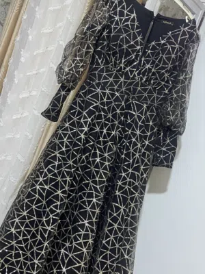 بدله نظيفه ولا ملبوس ابد 75 وبيها مجال