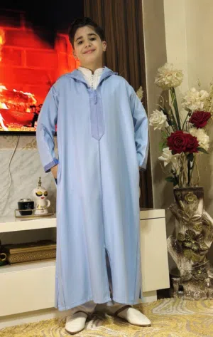 جلابة مع جبدور 3 بياس طرز و عقاد بالإضافة إلى هدية