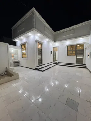 دار للبيع ابي الخصيب قرب مجمع لاندلس