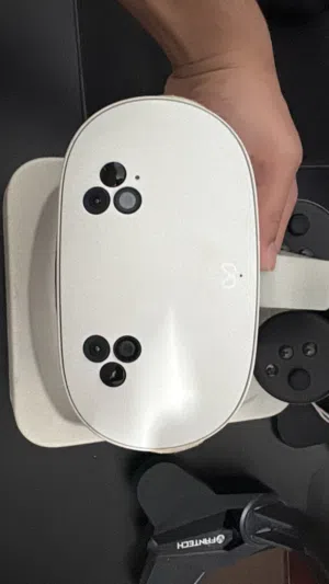 Vr meta quest 3s بحالة الوكالة