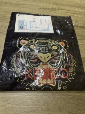 بلوزة كينزو كم طويل بسعر مغري 20دينار قياس سمولs