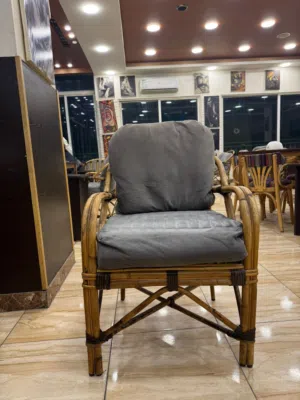 كراسي خيزران بحاله جيده