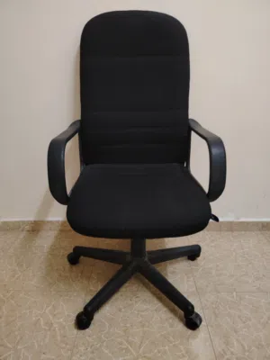 كرسه مكتب بحاله ممتازه جديد