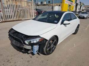 MERCEDES A220  2019