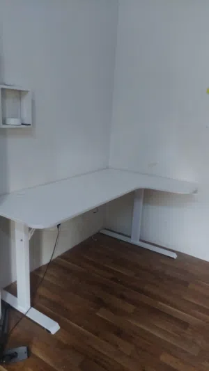 Gaming table