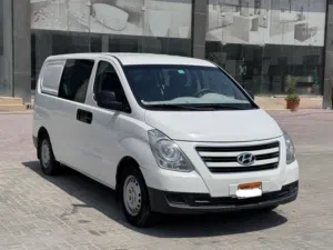 Hyundai H-1 / 2018 (White)