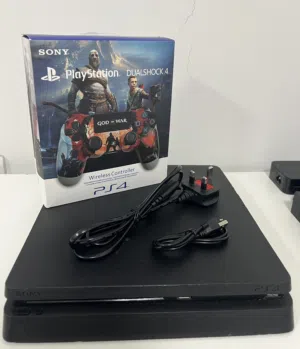 Ps4 500GB سليم تحديث 13.04