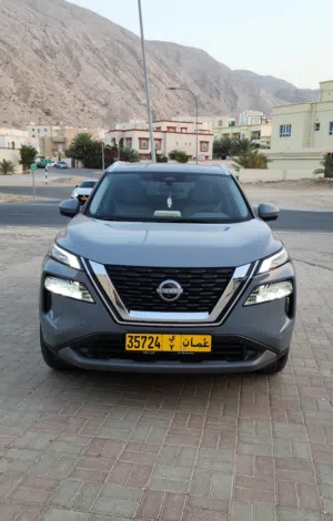 NISSAN X-TRAIL SV 4WD 2025 UNDER WARRANTY نيسان X-TRAIL تحت الضمان ممشى 11 الف تأمين شامل