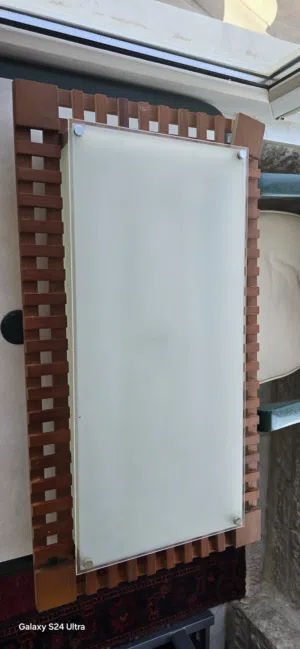 3 وحدات اناره نيون للبيع مع برواز خشب 80سم× 40سم بحاله ممتازه