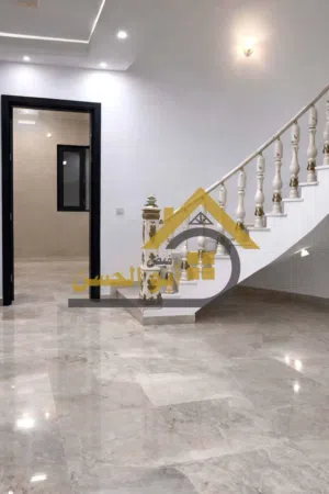 دار VIP حديث للبيع في مجمع درة البصرة السكني