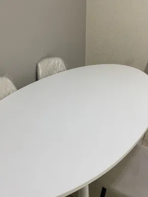 طاوله طعام
