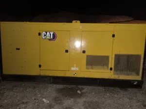 مولد CATERPILLAR القدرة: 400 كيلو