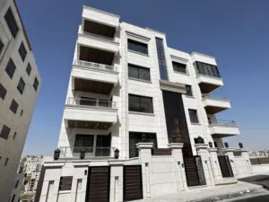 175 m2 3 Bedrooms Apartments for Sale in Amman Deir Ghbar