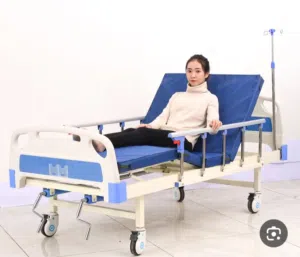 سرير طبي يدوي للمرضى وكبار السن Manual Medical Bed عالي الجودة مقابض رفع وخفض يدوية متعدد الوضعيات