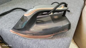 كواية /مكواة بخار ماركة فيليبس بقوة 3000 واط شغاله 100 ٪ Phillips Iron 3000W Azur 8000 Series