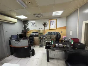 كراج للبيع في الشارجة صناعية 6 مجهز بالكامل