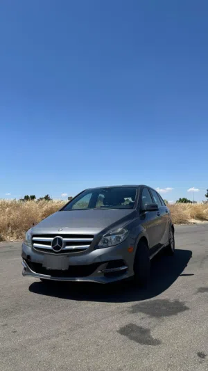 Mercedes B250 Electric موديل 2015