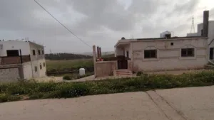 175 m2 3 Bedrooms Townhouse for Sale in Mafraq Rhab