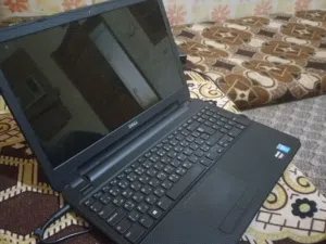 لابتوب للبيع يبي بتريه فقط