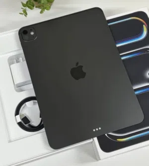 Apple iPad Pro 11 256 GB in Basra