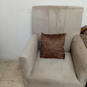 طقم كنب بحالة الوكاله 7مقاعد