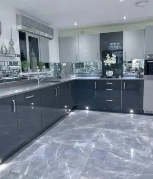 مطبخ خشب لامينيت وهاي جلوس 4*3 متر 2500 دينار تفصيل خشب ميبل بسعر نار بدلا من 5000 دينار