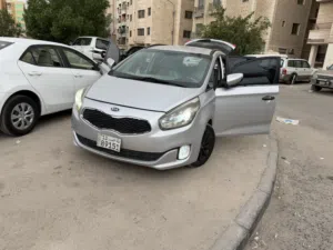 2015 Kia Carens Hatchback in Silver with Keyless Entry and Safety Features