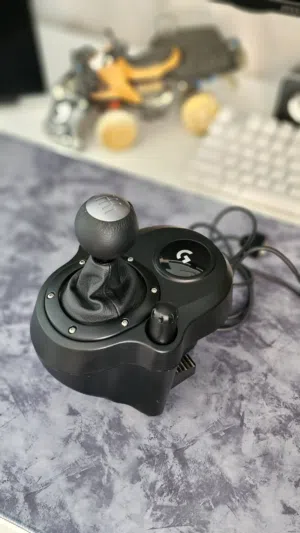 جير Logitech Driving Force Shifter لدركسون Logitech PS5 / PS4 / XBOX / PC