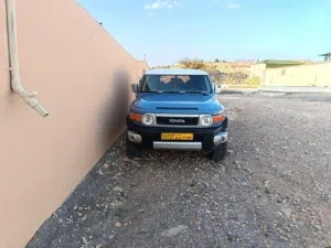 Used Toyota FJ in Al Dakhiliya
