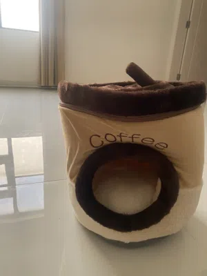 بيت قطط مريح وعصري