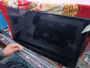 شاشة lg 80 بوصه
