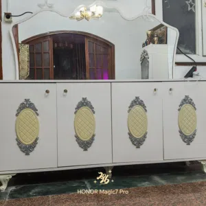 حجرة أكل المكان طرابلس