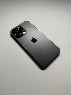 للبيع او للبدل ع 14pro نضيف مساحتو عاليه