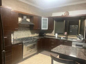 مطبخ للبيع
