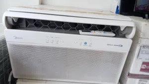 مكيف شباك مستعمل مجرب ونضيف وحاله ممتازه وتوصيل وتركيب