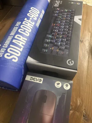 Brand new sealed in a box - Devo Solar Core-900 Mouse Pad