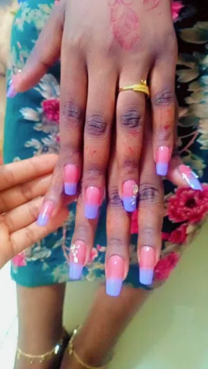 nails and hair style