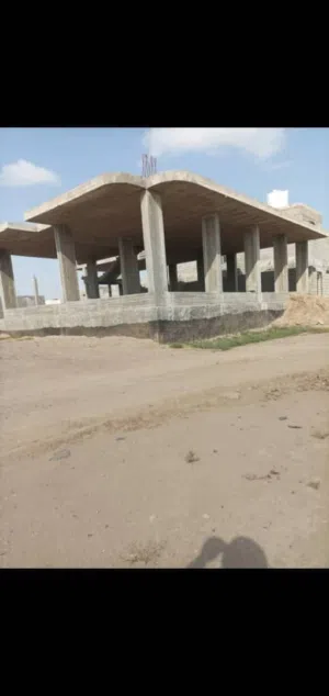 عماره عظم في بير احمد مخطط عبدالعزيز العقربي قريب سوق القات والشارع العام