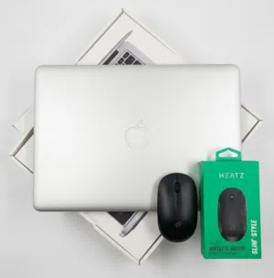 Apple MacBook Air 13-inch  i5 8GB RAM SSD